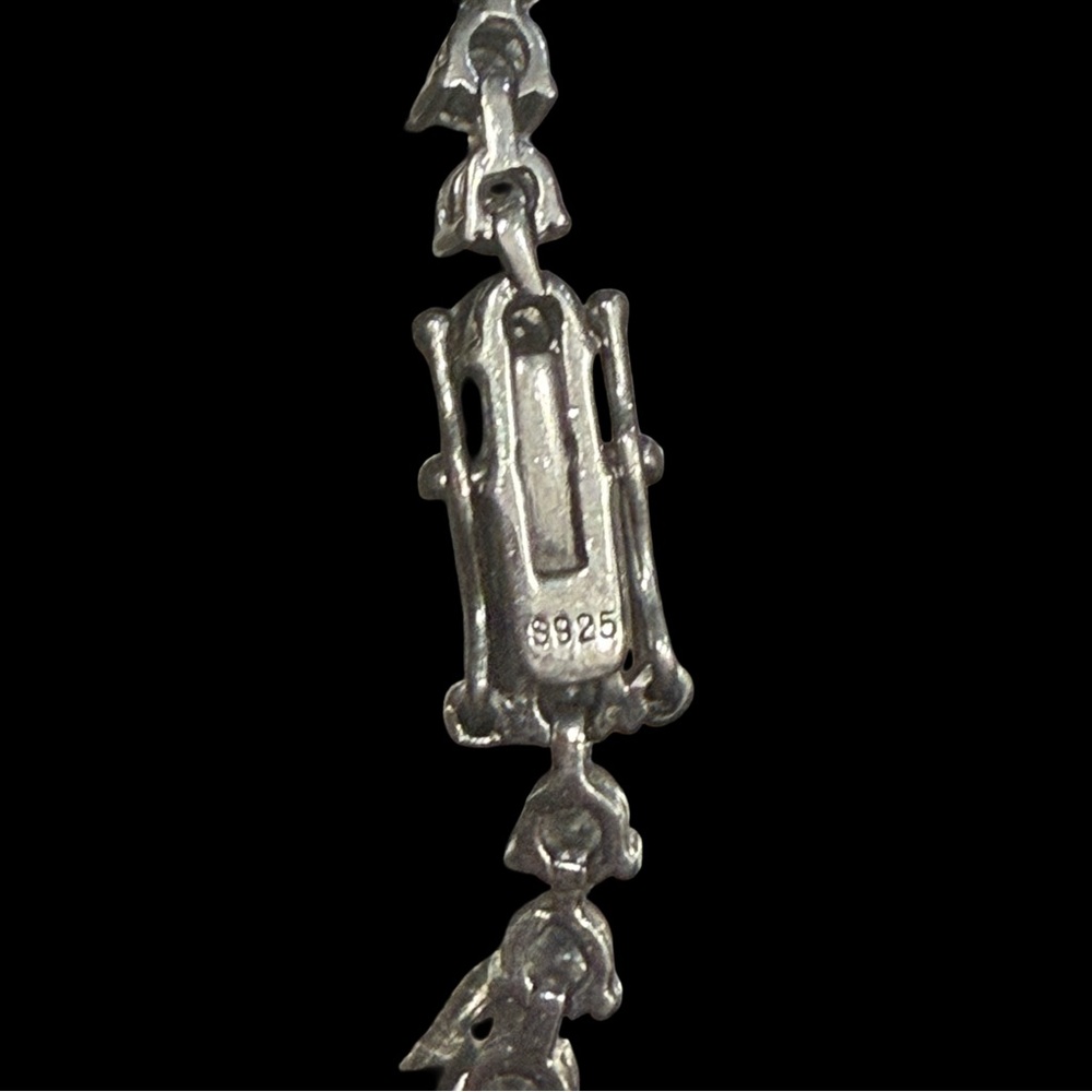 Elegant Silver Bracelet with Sparkling Stones - Picture 3 of 3